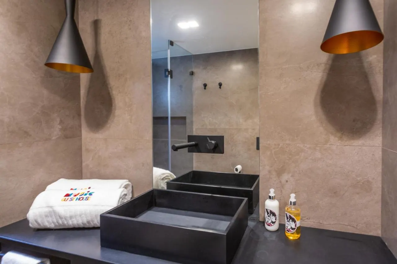 Bairro Alto Music Guest House Lisbon
